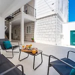 Sunset Premium Residence I